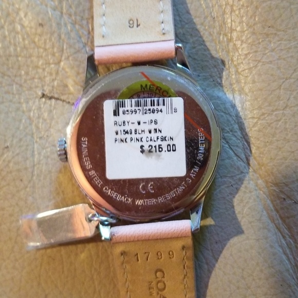🌸Cutest Coach Watch W/ Signature Coach Tag!!! - Picture 4 of 8
